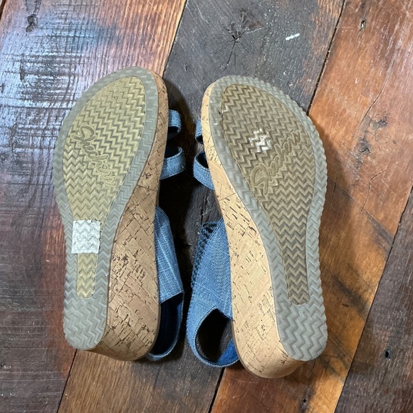 Skechers Women’s Beverlee High Tea Wedge Sandals with Denim Blue Straps Size 7.5 - Picture 7 of 9